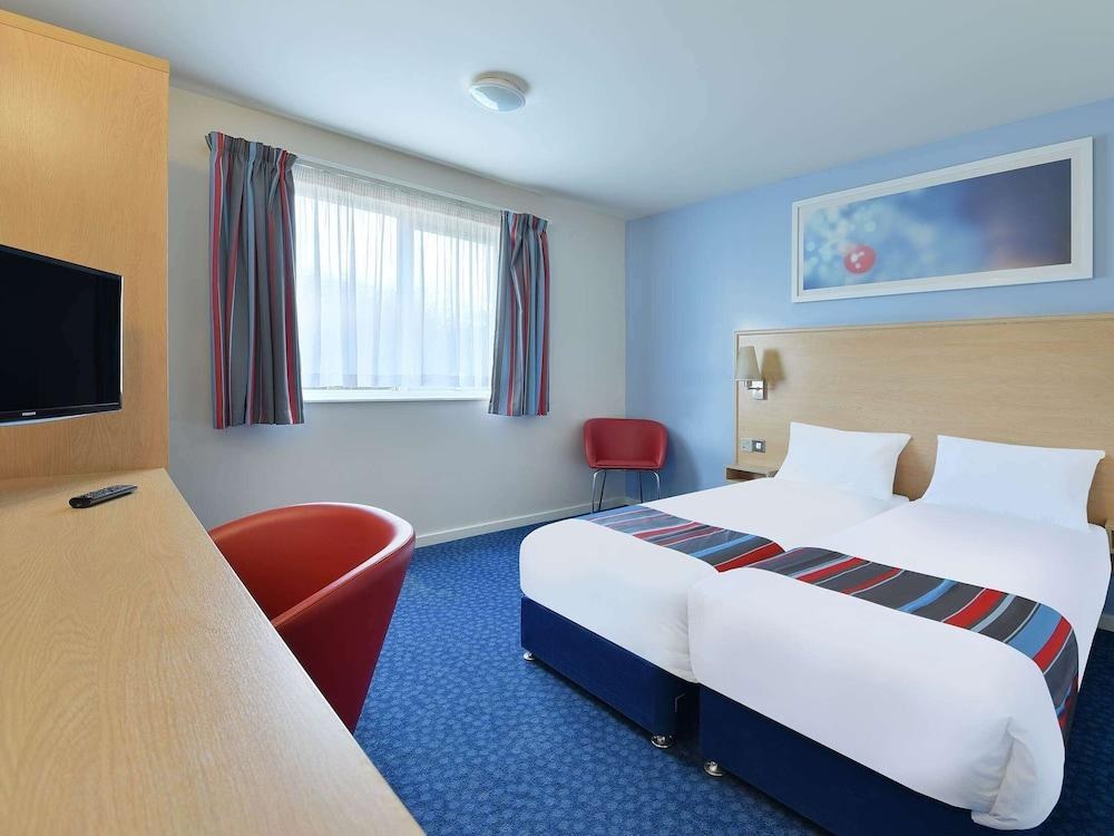 TRAVELODGE BIRMINGHAM CENTRAL BROADWAY PLAZA HOTEL photo 4
