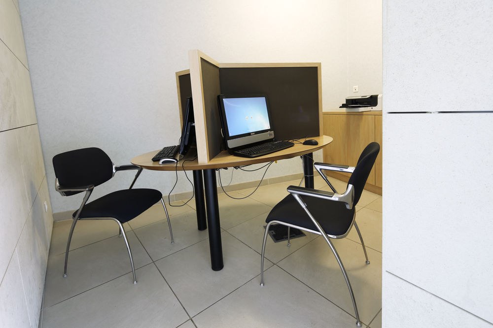 HOLIDAY INN EXPRESS MARSEILLE SAINT CHARLES photo 1