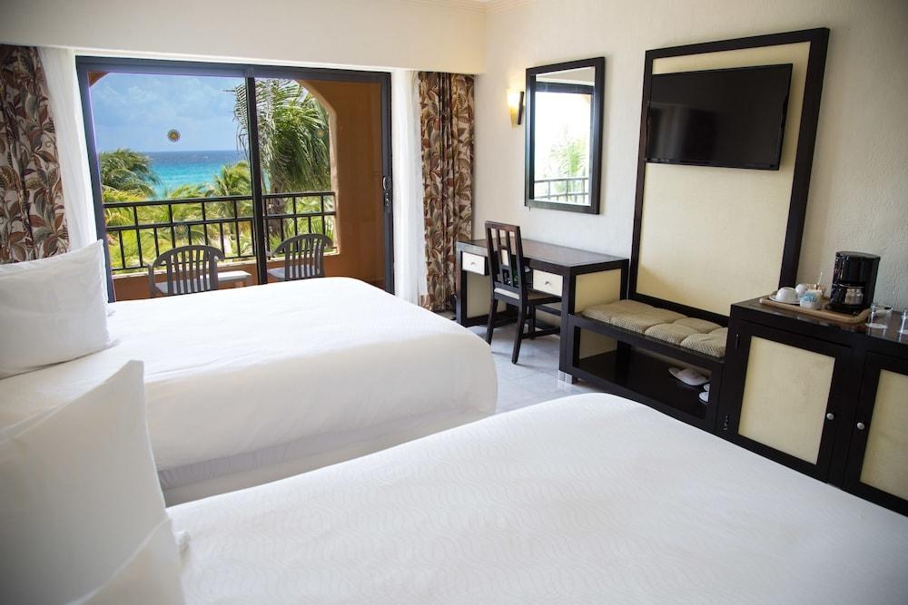 SANDOS PLAYACAR BEACH RESORT- SELECT CLUB - ALL photo 3