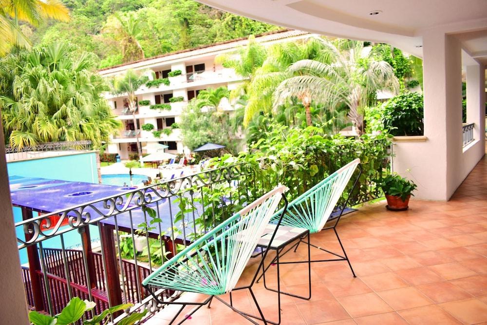 HOTEL CASA IGUANA MISMALOYA photo 2