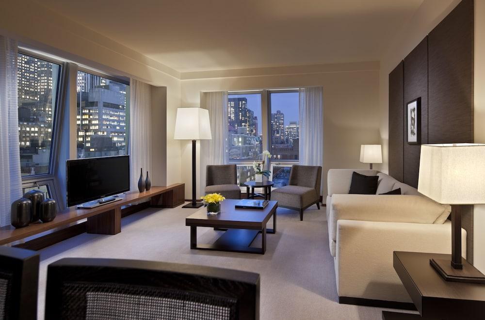 THE LANGHAM FIFTH AVENUE photo 4