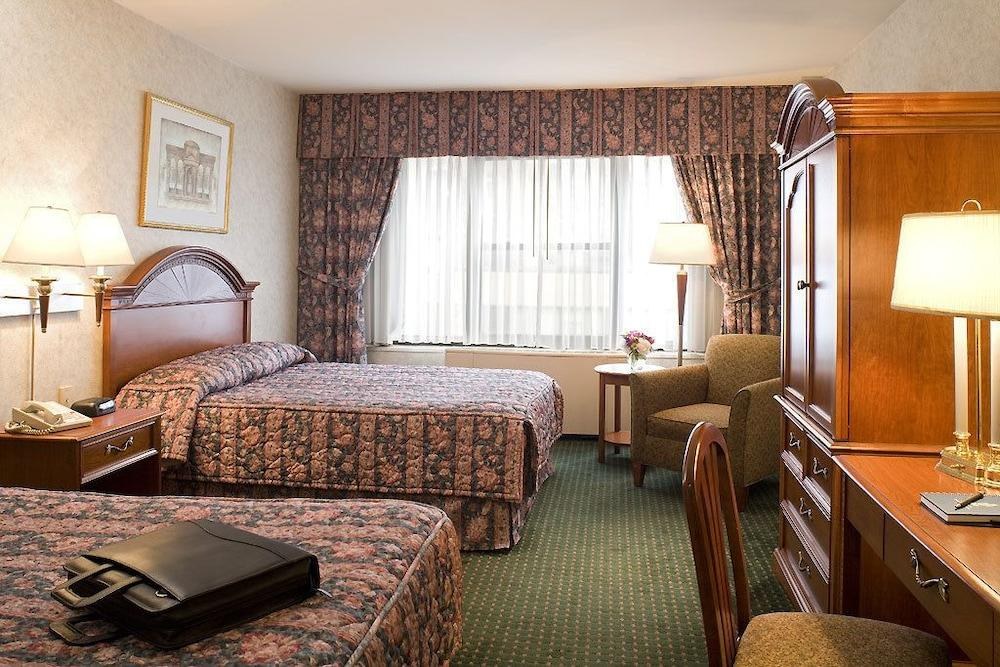 TRAVEL INN photo 3
