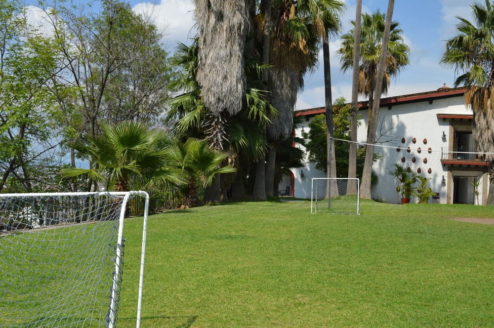 EL TAPATIO AND RESORT photo 1