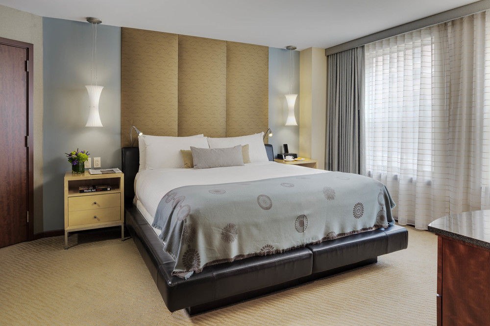 BATTERY WHARF HOTEL
