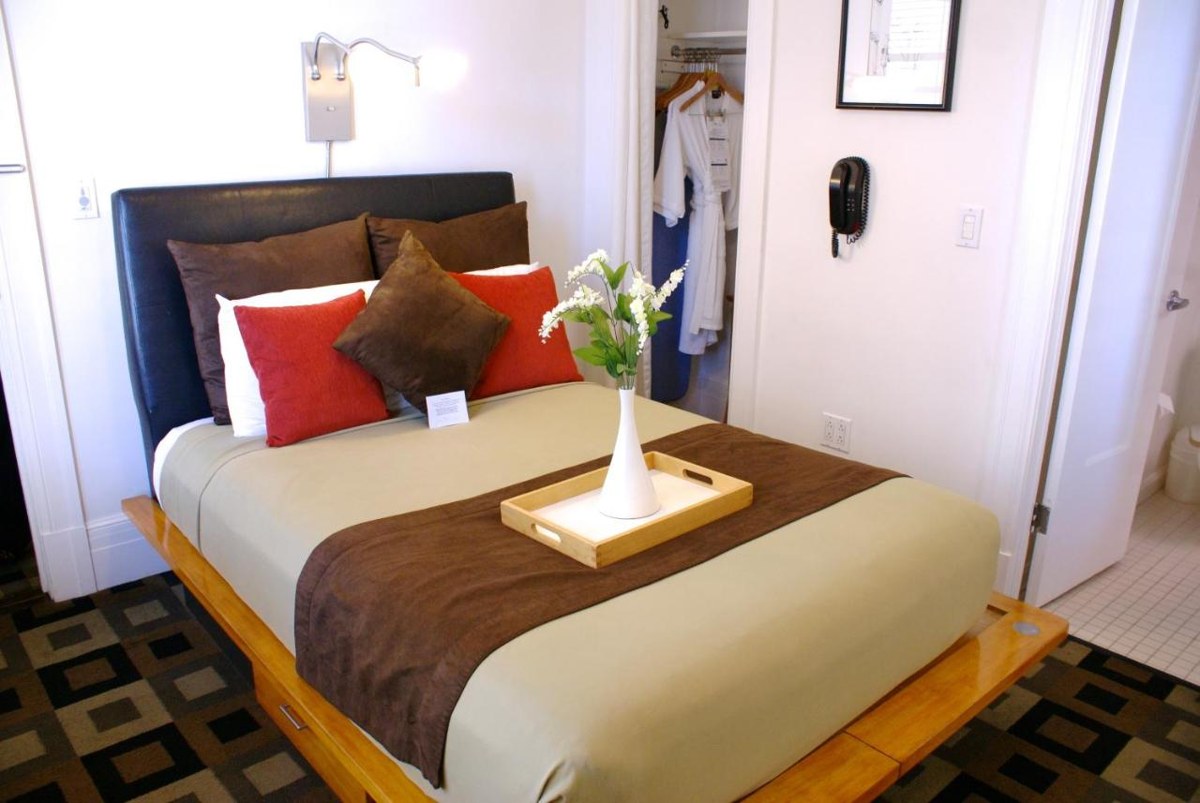 THE MOSSER HOTEL photo 3