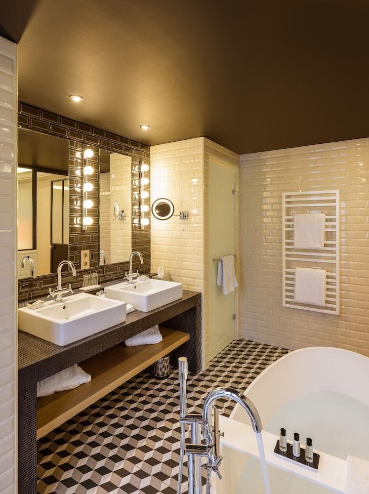 TERRASS HOTEL MONTMARTRE photo 4