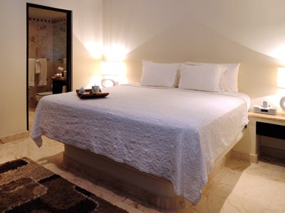 EL TAJ OCEAN FRONT AND BEACHSIDE CONDO HOTEL photo 2