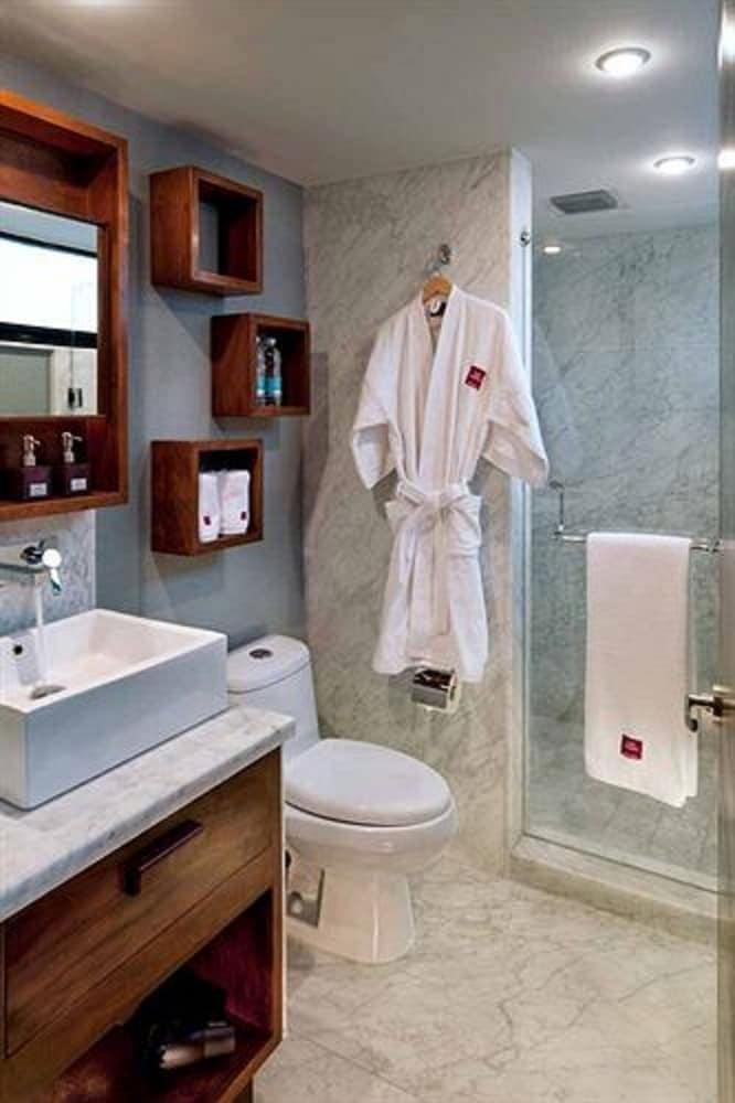 LAS SUITES CAMPOS ELISEOS photo 2