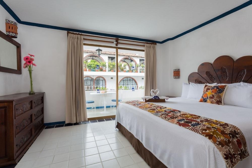 Los Arcos Suites photo 4