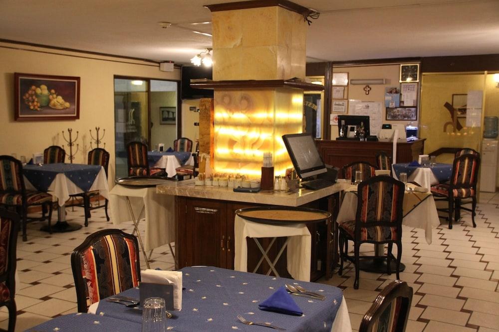 Hotel Senorial Queretaro photo 3