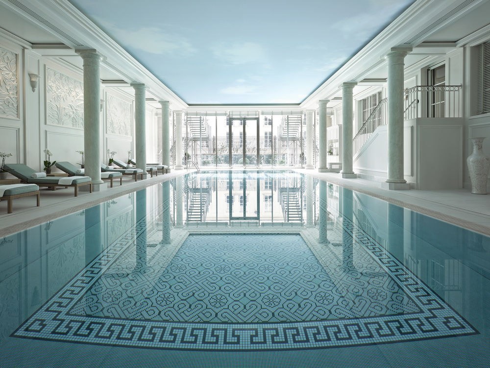 SHANGRI-LA PARIS