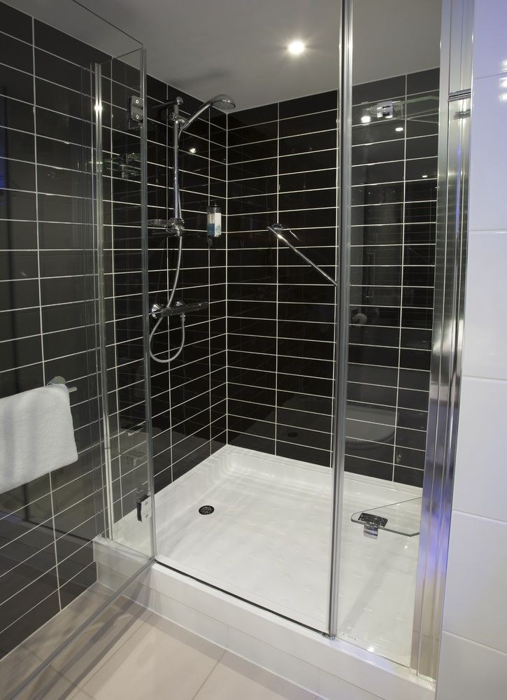 HOLIDAY INN EXPRESS CITY CENTRE ARENA photo 1