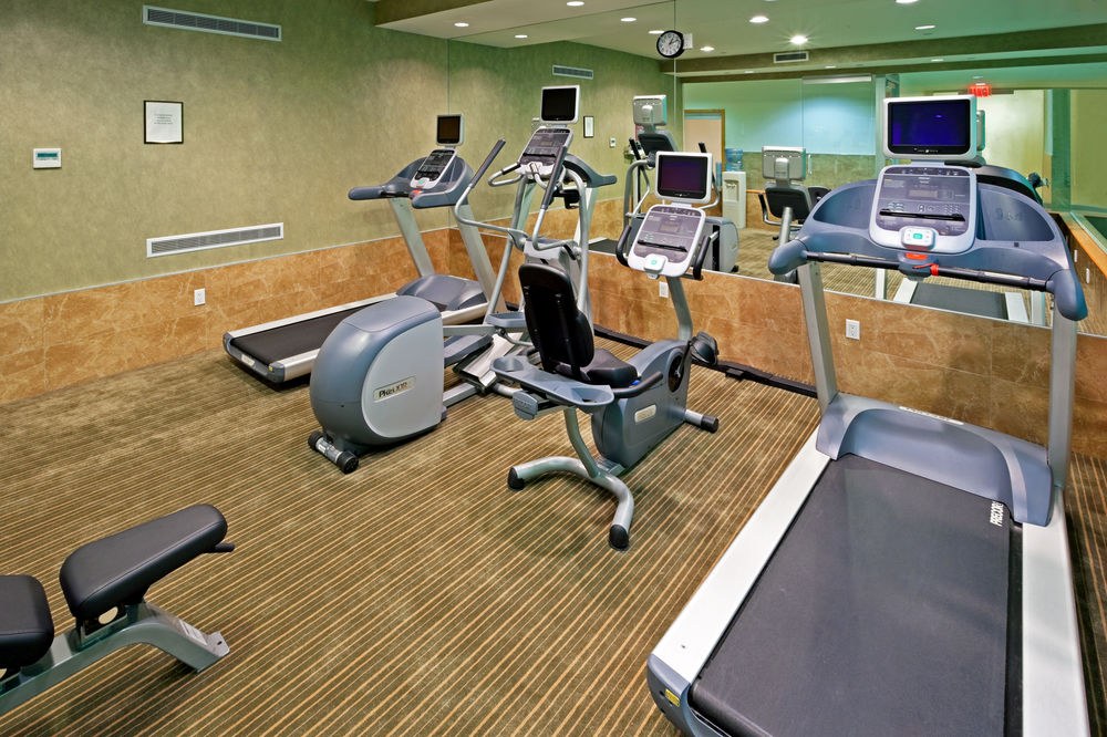 HOLIDAY INN MANHATTAN VIEW photo 1