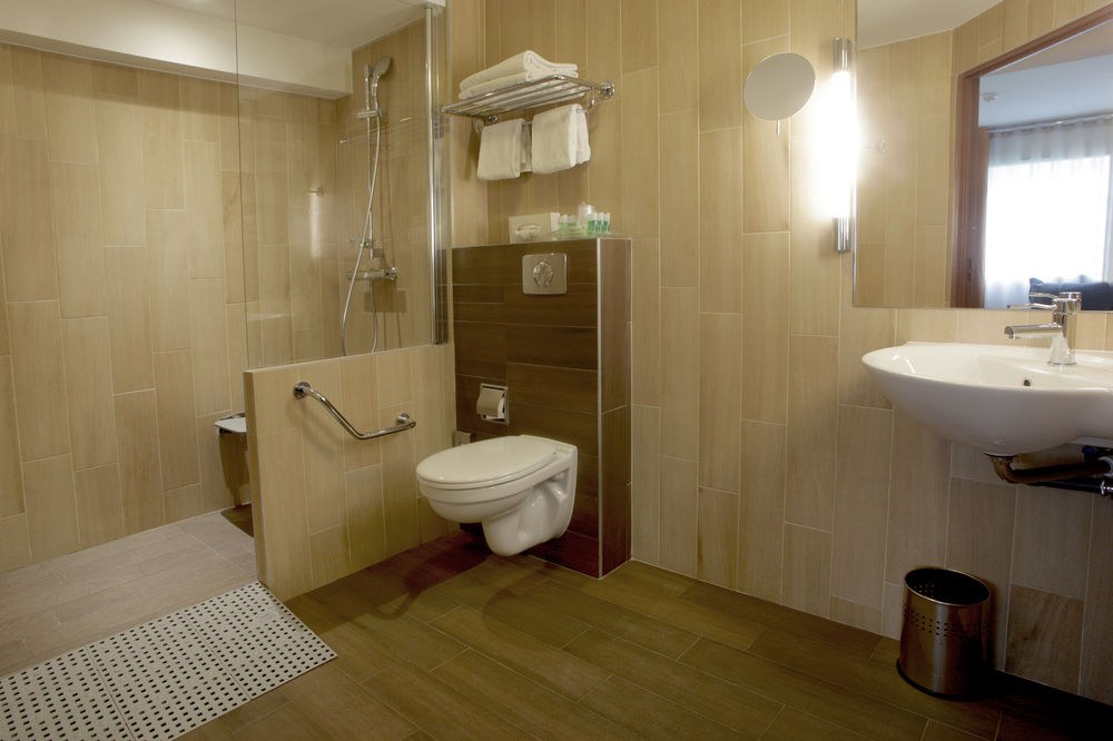 HOLIDAY INN PARIS - MONTMARTRE photo 1