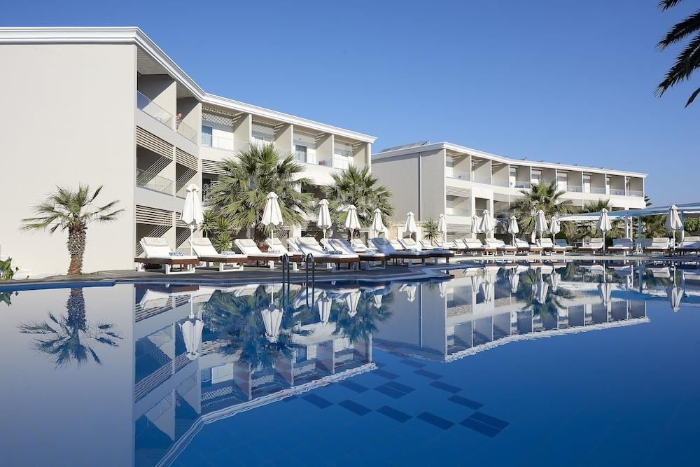 MYTHOS PALACE RESORT & SPA photo 4