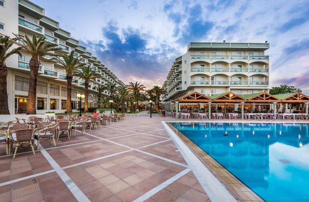 APOLLO BEACH RESORT