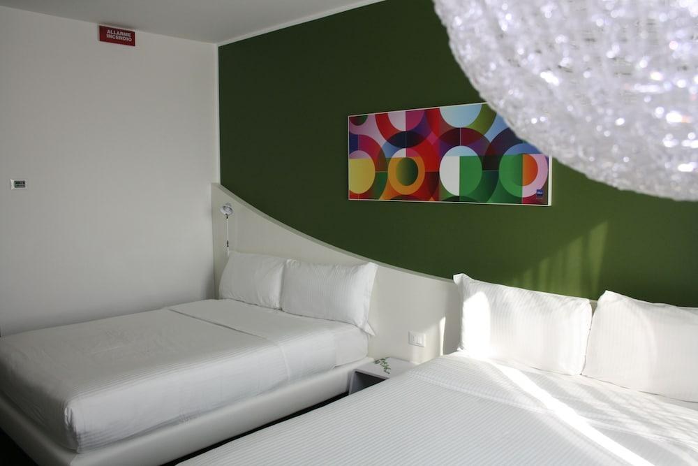 IDEA HOTEL MILANO MALPENSA AIRPORT photo 2