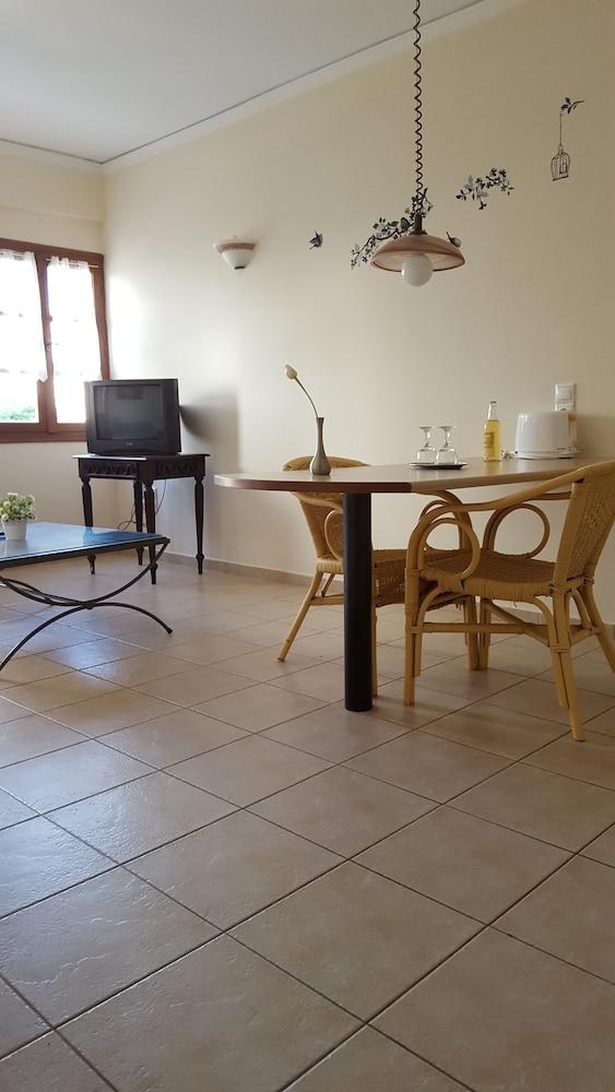 AMAZONES VILLAGE SUITES photo 2
