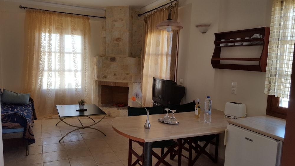 AMAZONES VILLAGE SUITES photo 3