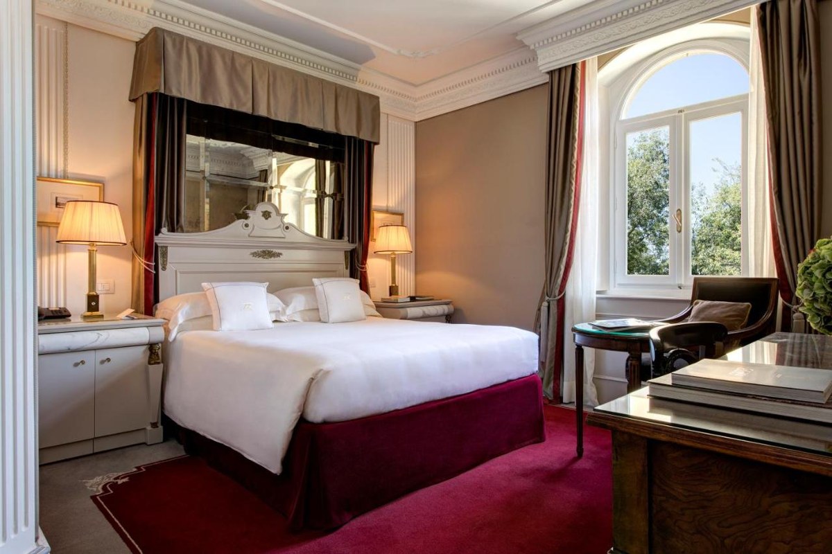REGENCY HOTEL photo 1