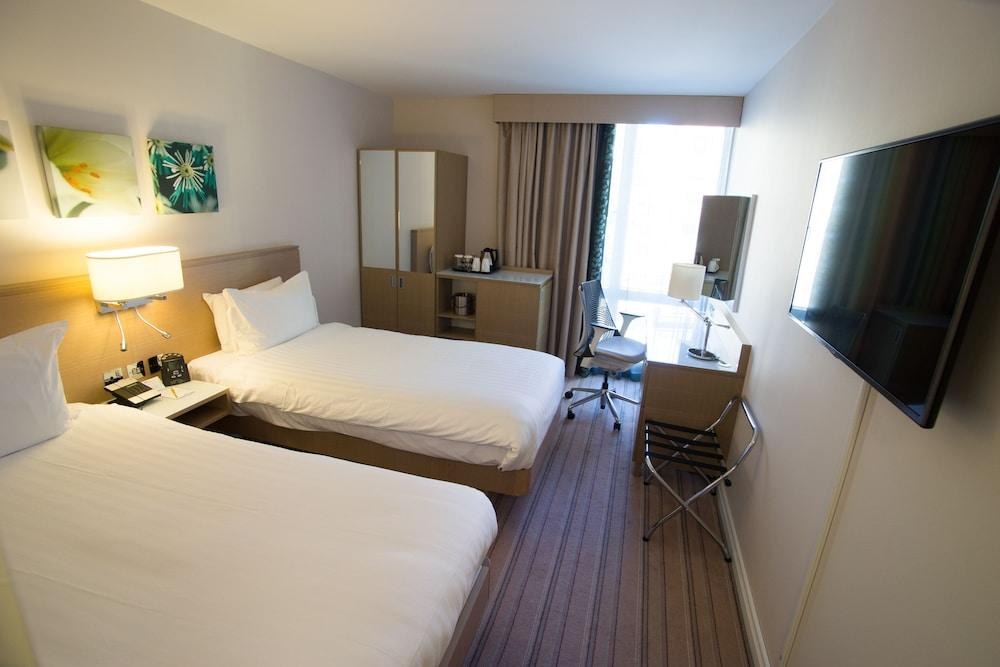 Hilton Garden Inn Birmingham Brindleyplace photo 3