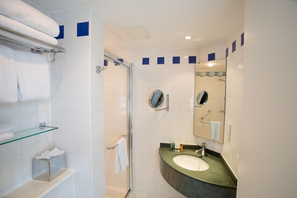 Hilton Garden Inn Birmingham Brindleyplace photo 4