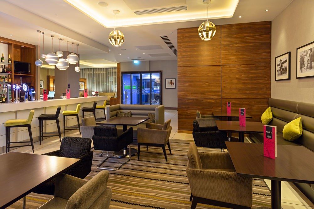 Hampton by Hilton London Croydon photo 1