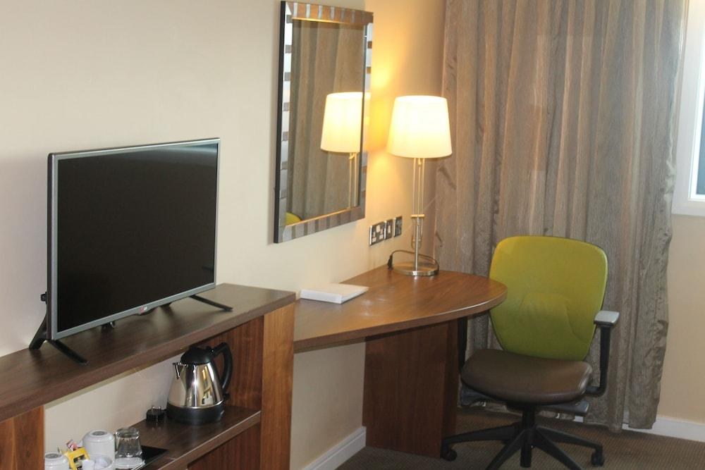 Hampton by Hilton Liverpool/John Lennon Airport photo 4