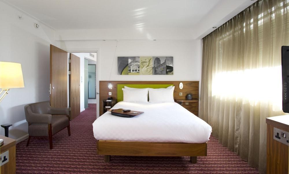 Hampton by Hilton Liverpool City Centre photo 2