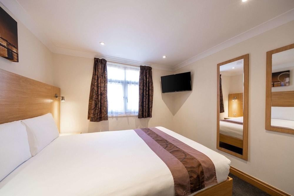 COMFORT INN HYDE PARK photo 3