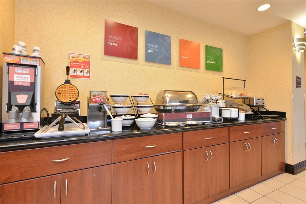COMFORT INN & SUITES LAS VEGAS - NELLIS photo 1