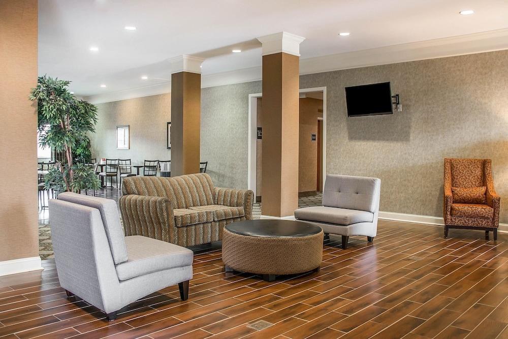 COMFORT INN HUNTSVILLE NEAR UNIVERSITY photo 3