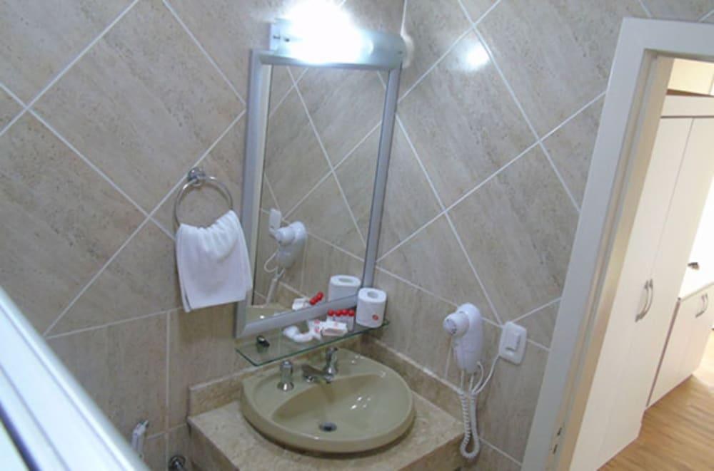 HOTEL GALO VERMELHO photo 1