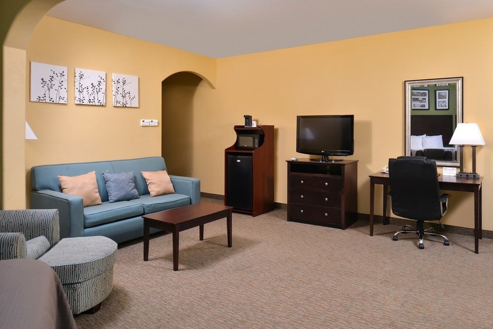 SLEEP INN & SUITES photo 1