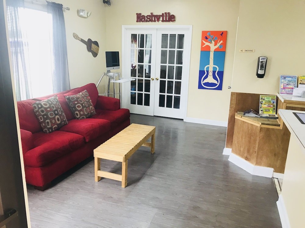 RODEWAY INN photo 1