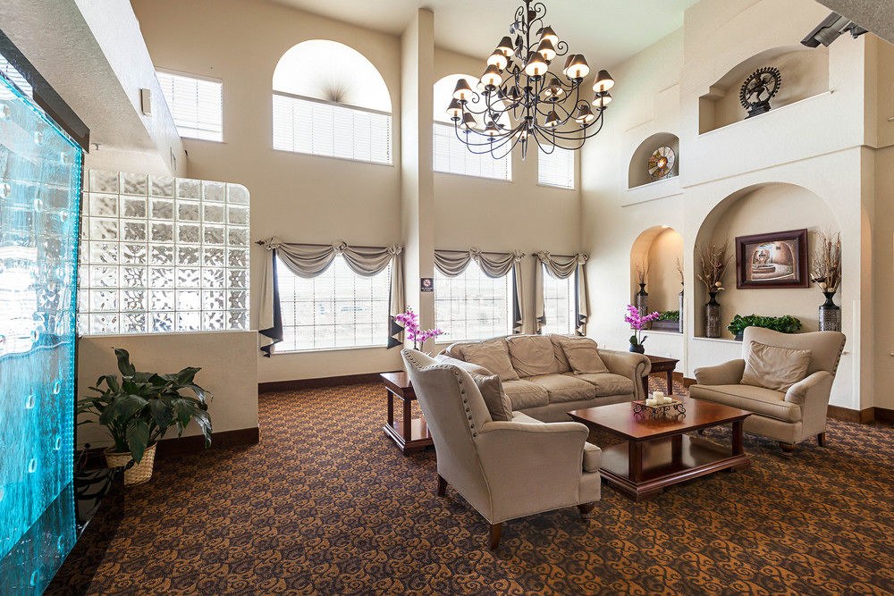 QUALITY SUITES photo 1