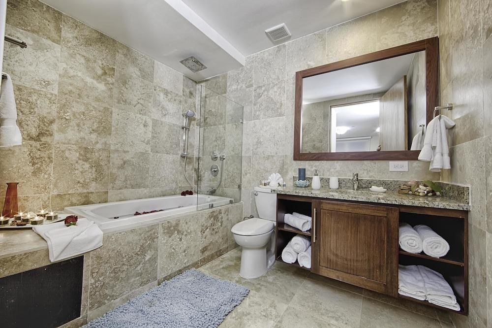 CIQALA LUXURY SUITES-SAN JUAN photo 3
