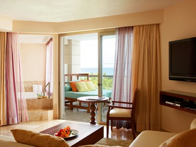 EXCELLENCE PLAYA MUJERES photo 1