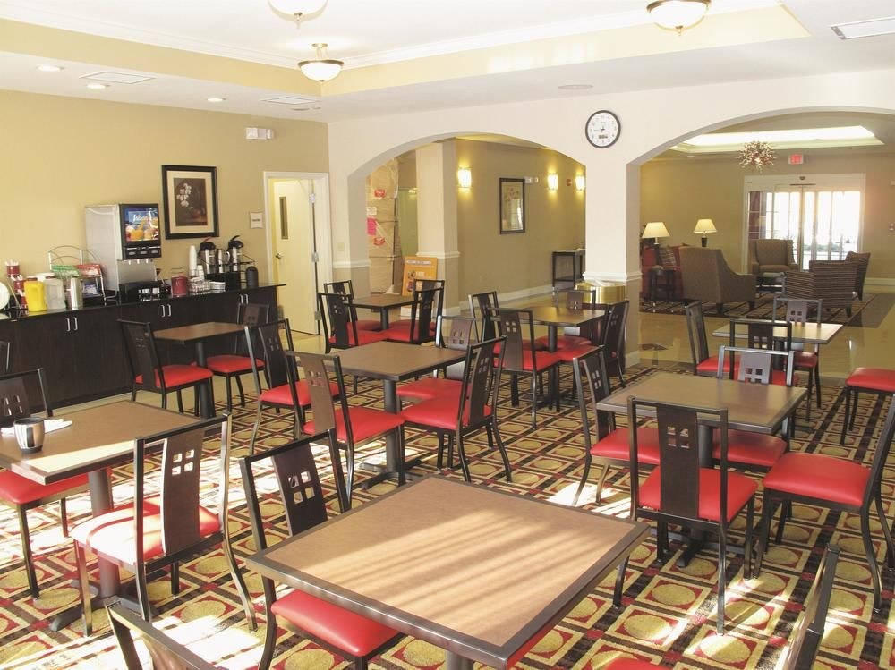 LA QUINTA INN & SUITES MACON WEST