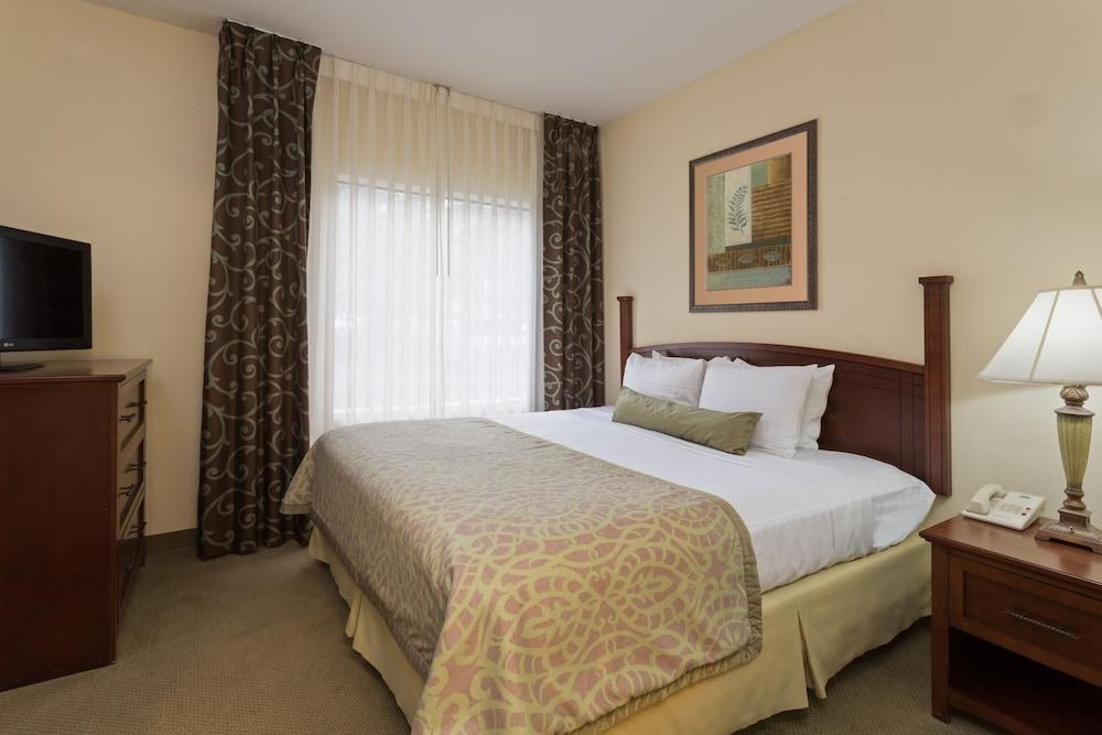STAYBRIDGE SUITES ORLANDO AIRPORT photo 2