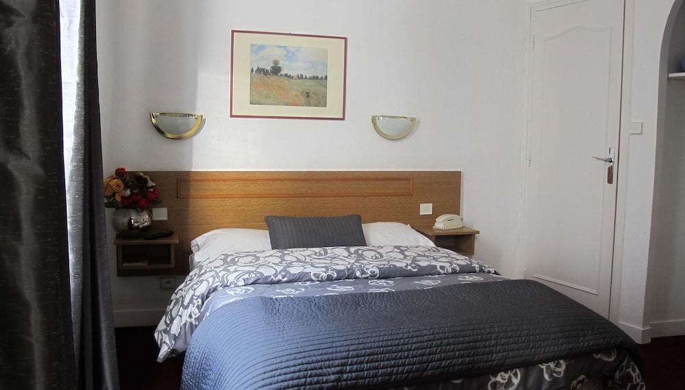 COSY MONCEAU photo 3