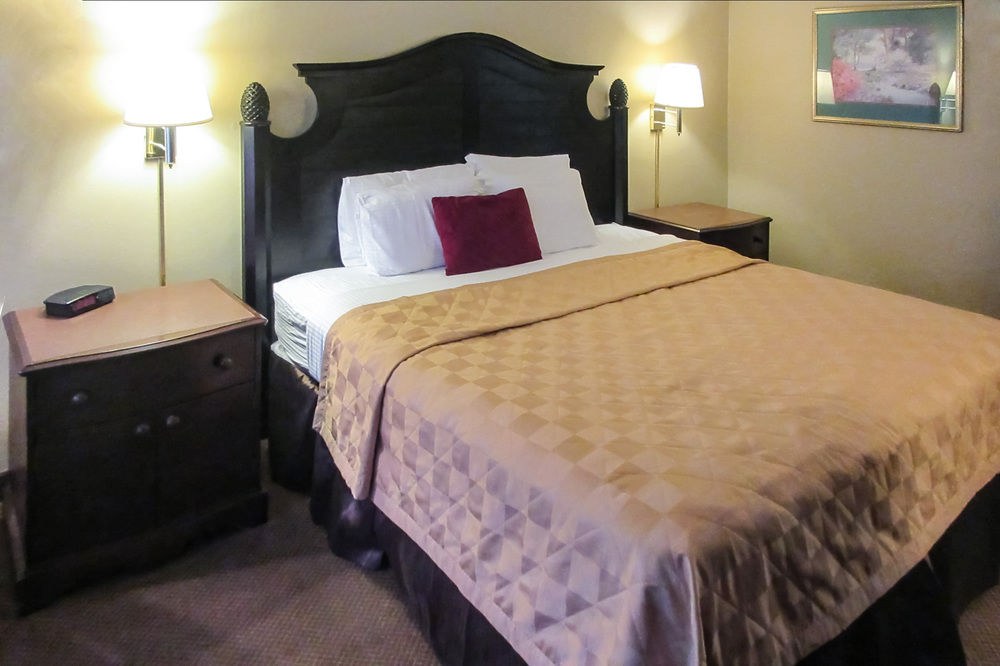 ECONO LODGE EUREKA SPRINGS photo 1