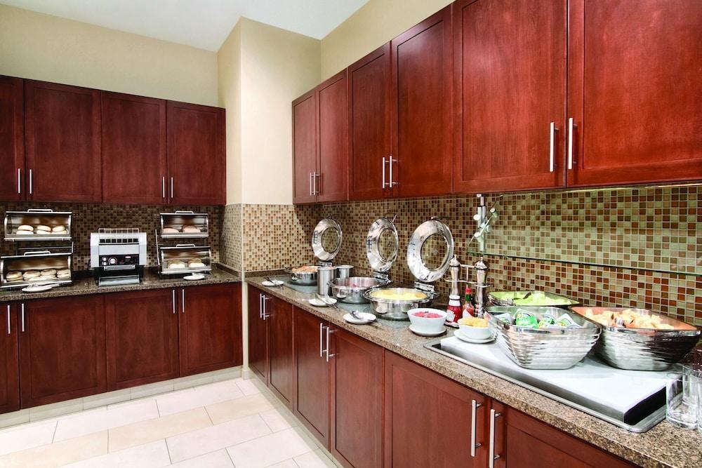 HYATT HOUSE HARTFORD NORTH WINDSOR photo 4