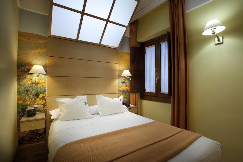 Suites Gran Via 44 photo 3
