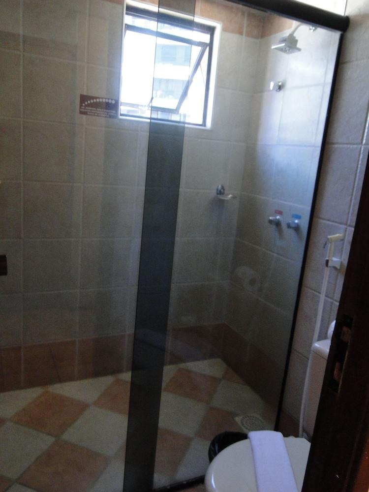 PLAZA PRAIA SUITES photo 2