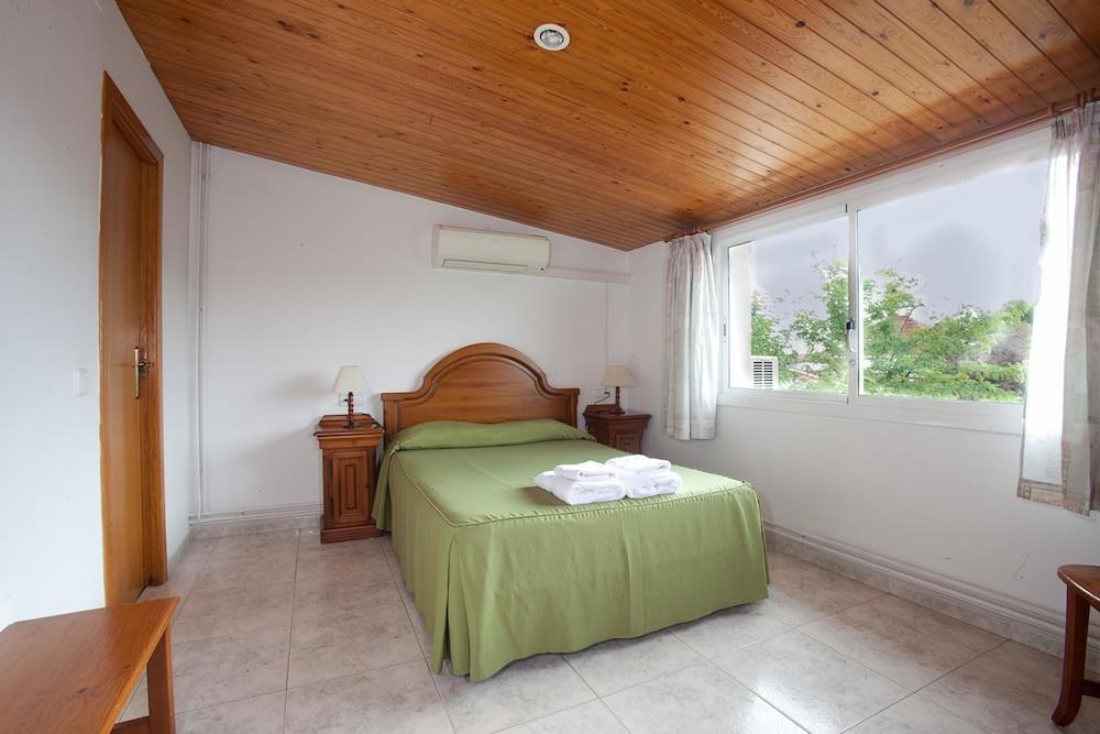 Apartamentos Sunway Tara photo 3