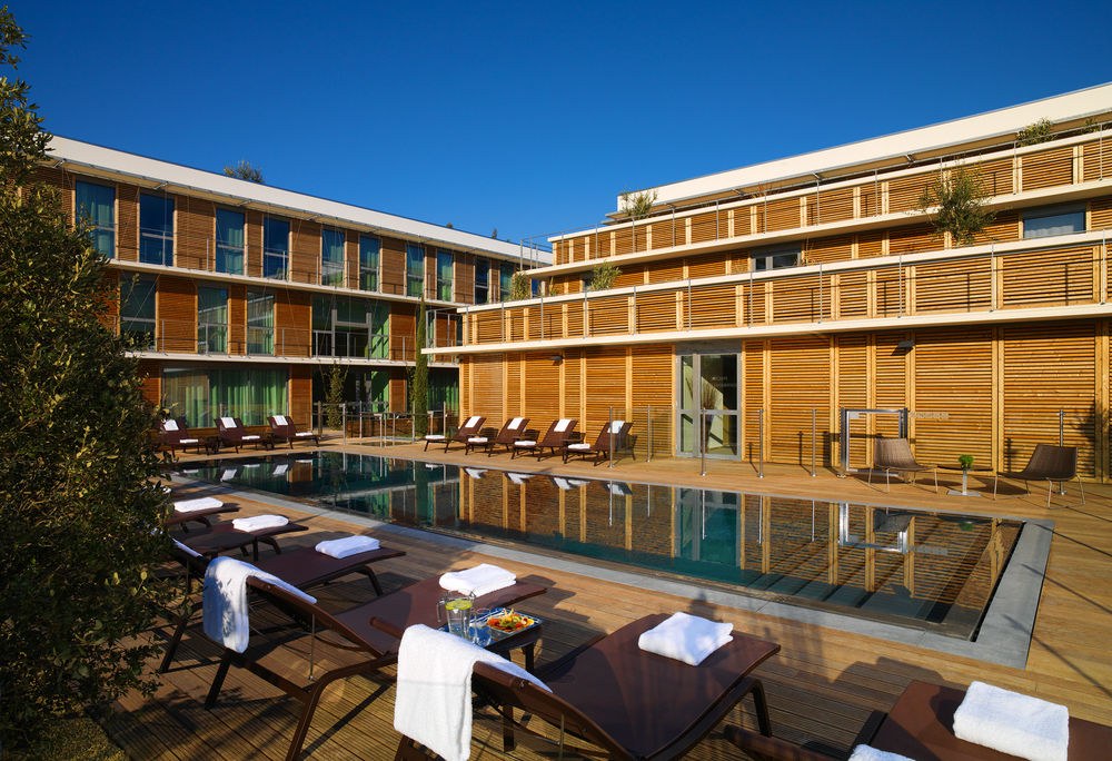COURTYARD MONTPELLIER photo 2