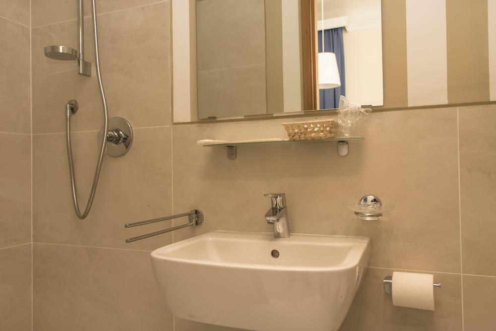 HOTEL GOLDONI photo 2