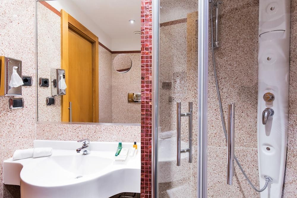 Hilton Garden Inn Rome Claridge photo 3