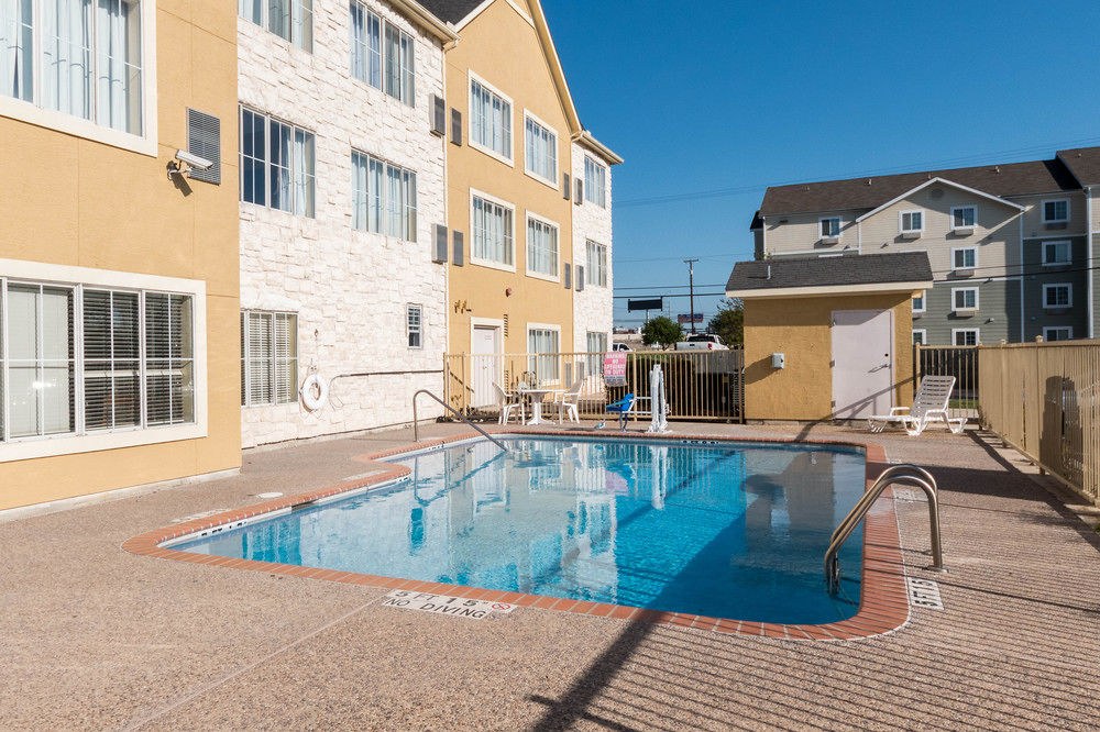 MAINSTAY SUITES BY FT. SAM HOUSTON photo 2